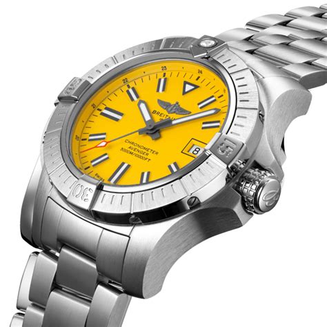 breitling avanger seawolf jaune prix|breitling avenger price.